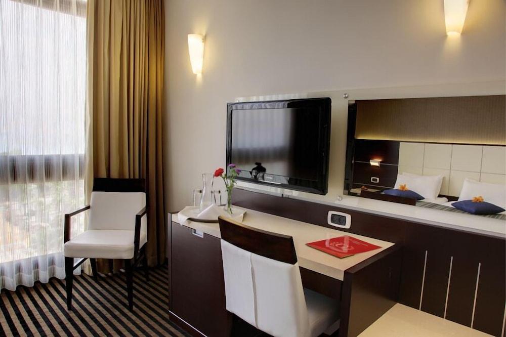 Golan Hotel Tiberias Exterior photo