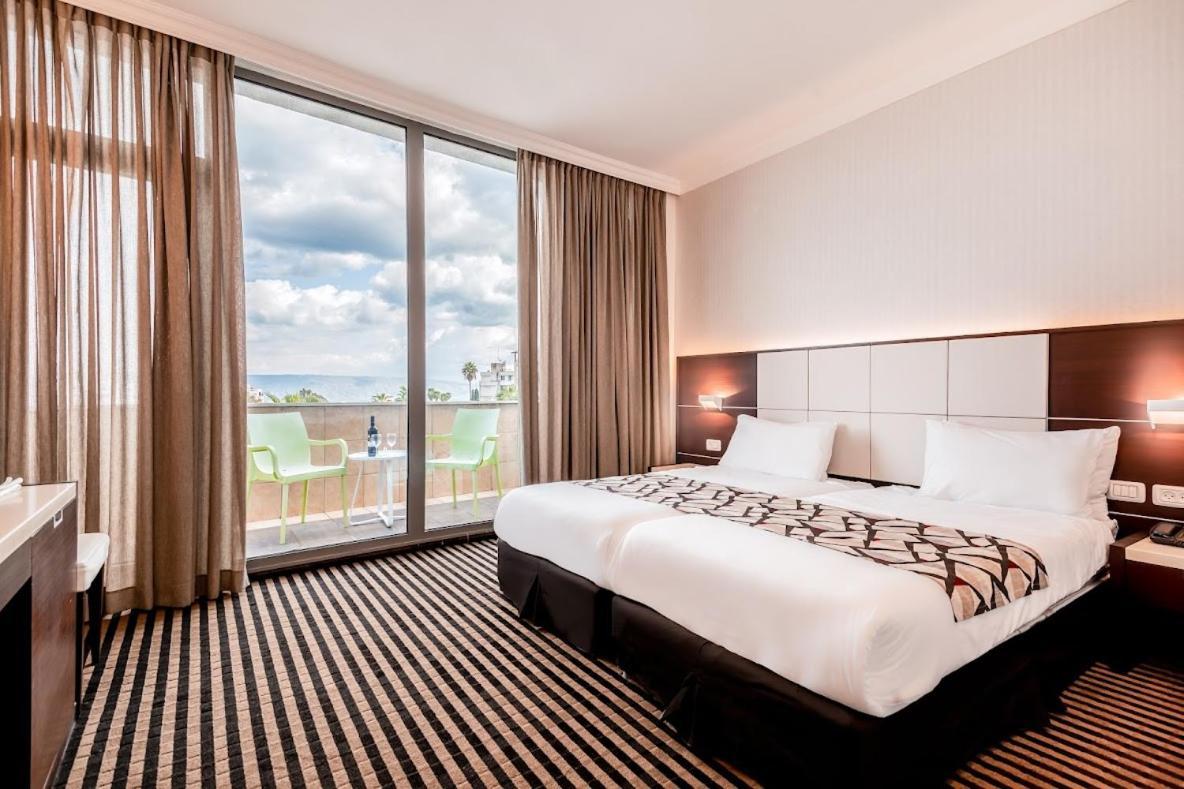 Golan Hotel Tiberias Exterior photo