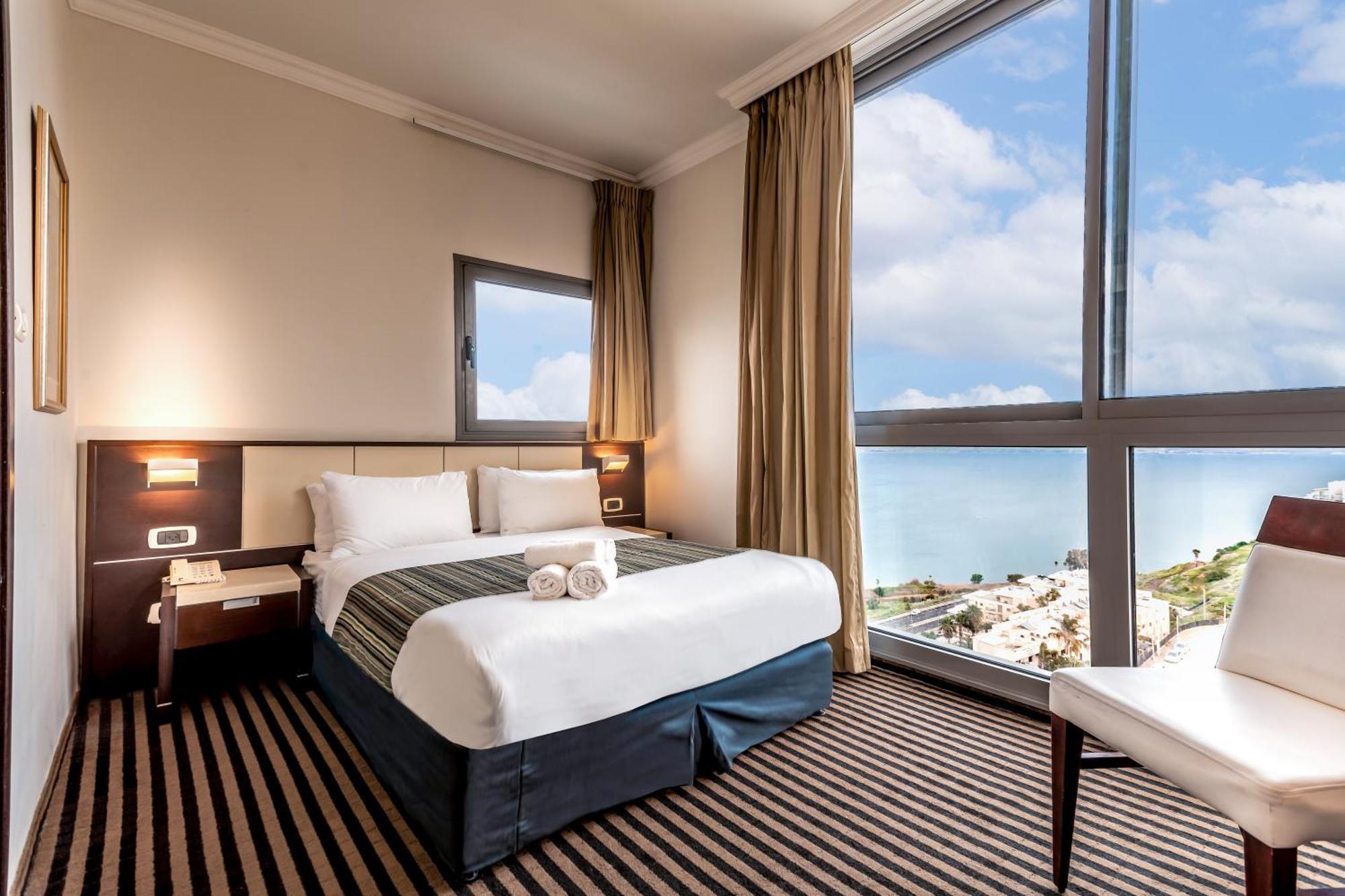 Golan Hotel Tiberias Exterior photo