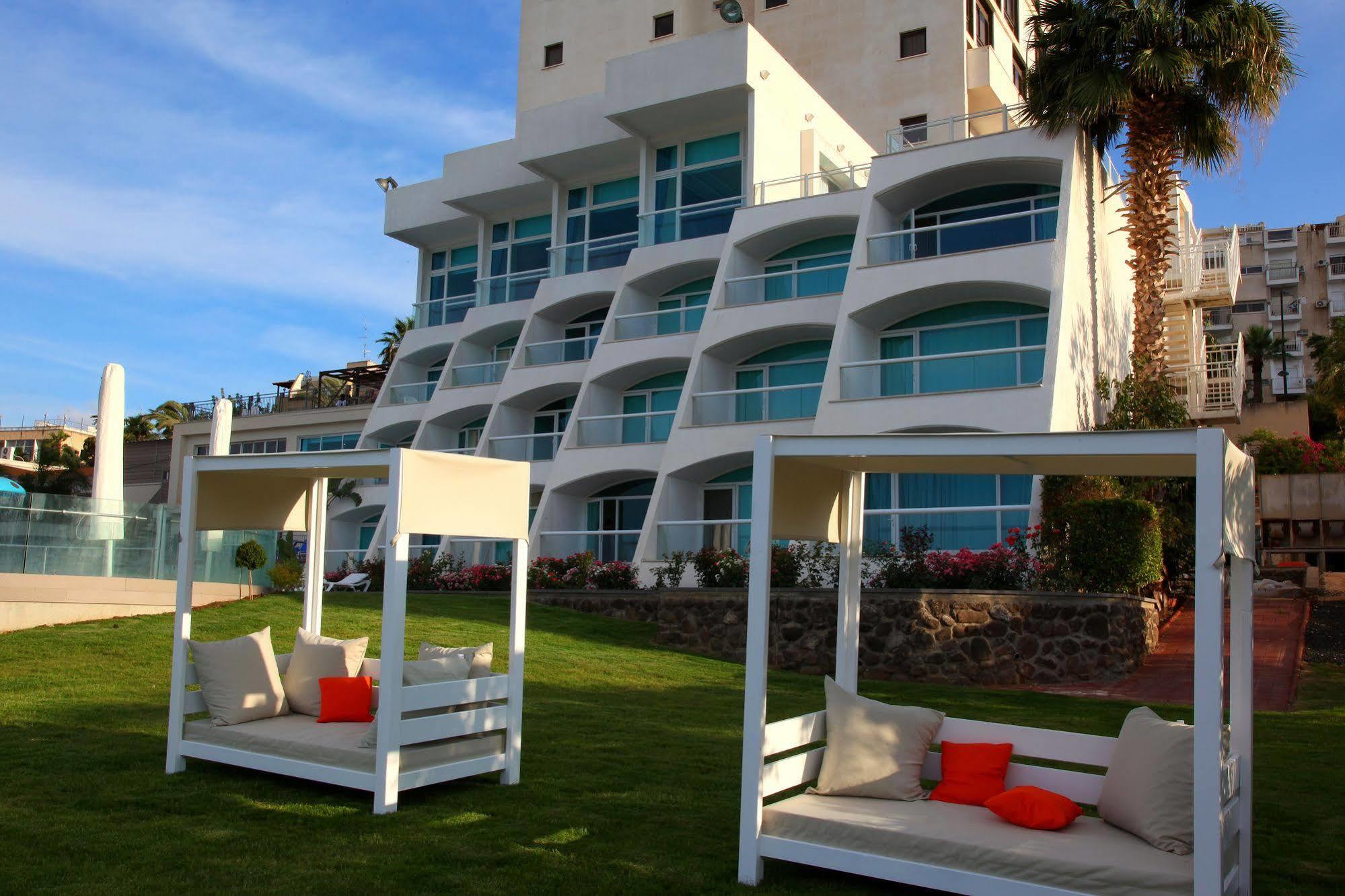 Golan Hotel Tiberias Exterior photo