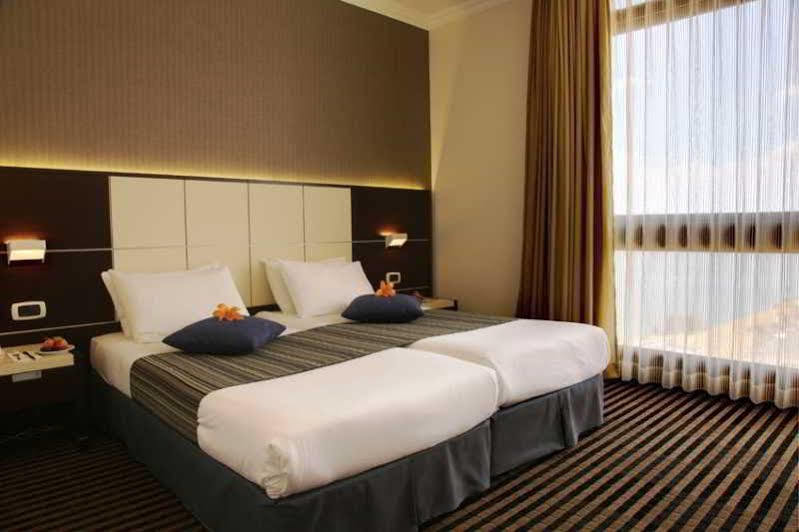 Golan Hotel Tiberias Exterior photo
